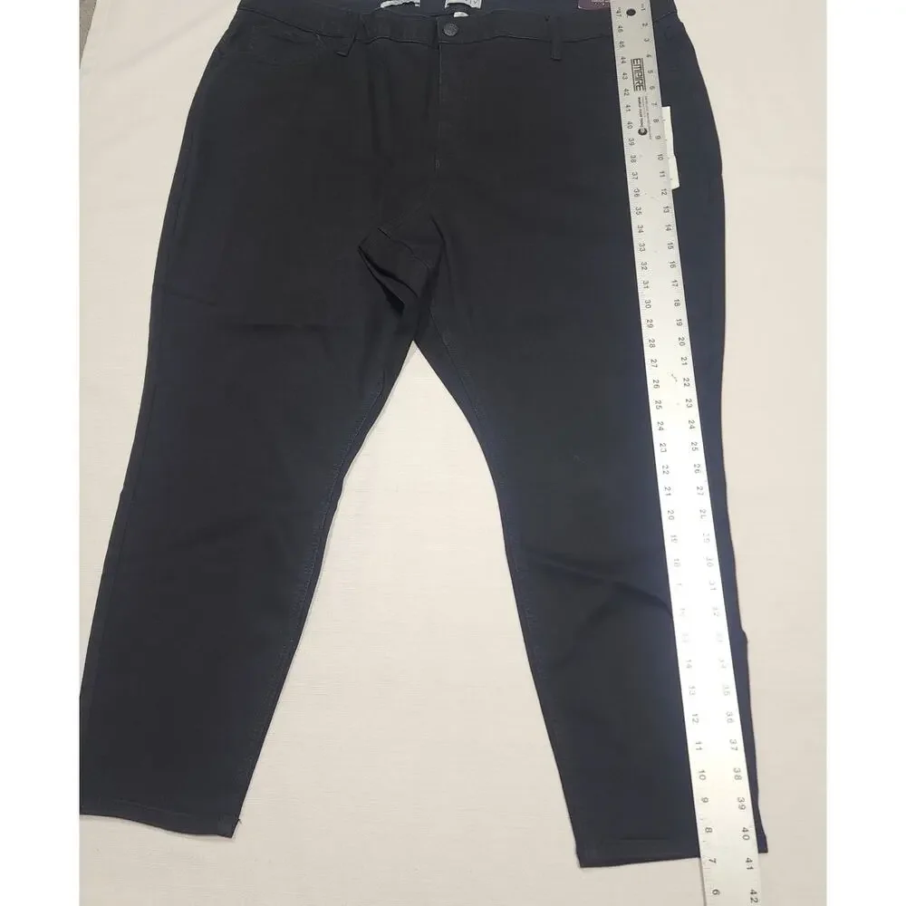 AVA & VIV Women's High rise skinny size 26 W46''x L41''